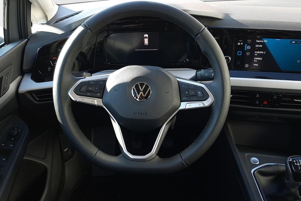 Volkswagen Golf 2021 фото 3