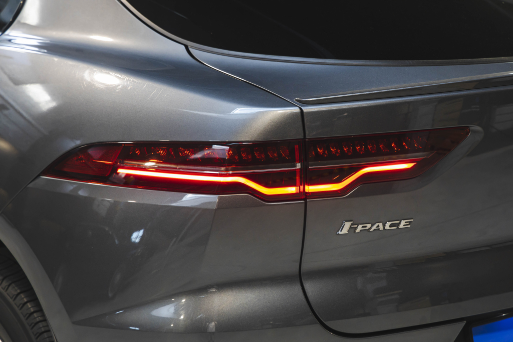 Jaguar I-Pace 2018 photo 12