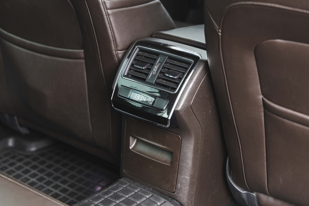 Skoda Superb Laurin&Klement 2016 фото 27