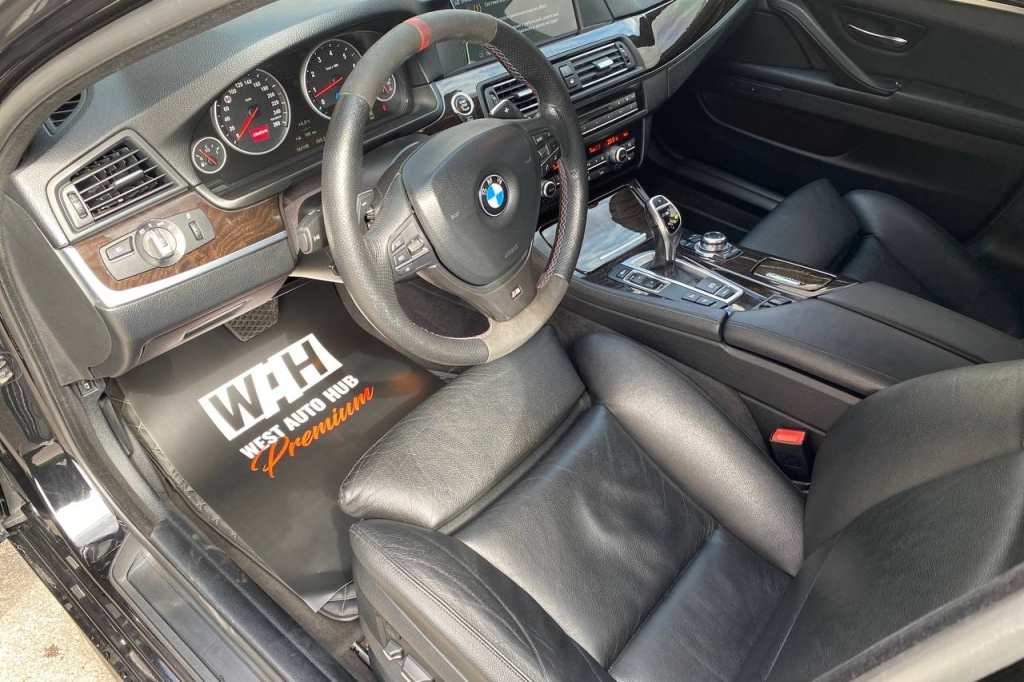 BMW 5 Series 535i 2012 photo 7