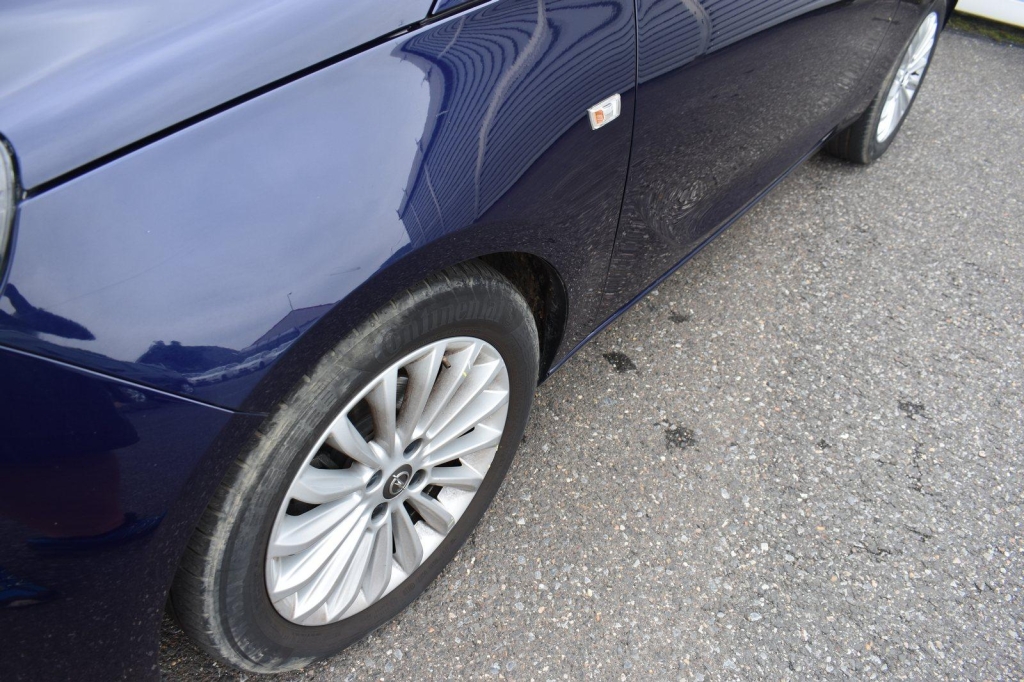 Opel Adam 2019 фото 16