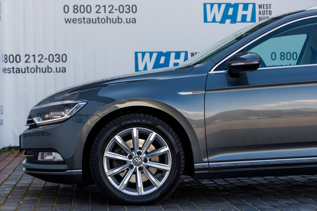 Volkswagen Passat B8 Highline 4Motion 2016 фото 33