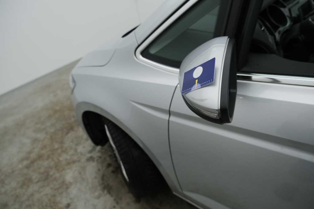 Volkswagen Touran 2016 фото 27