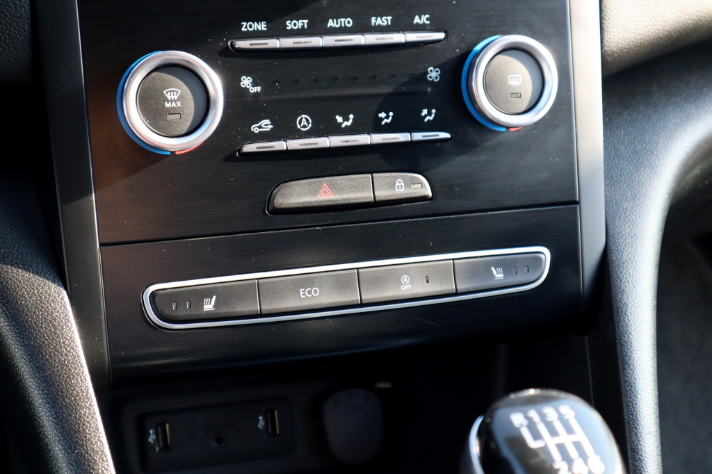 Renault Megane 2017 photo 28