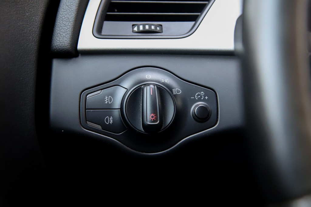 Audi A4 2008 фото 26