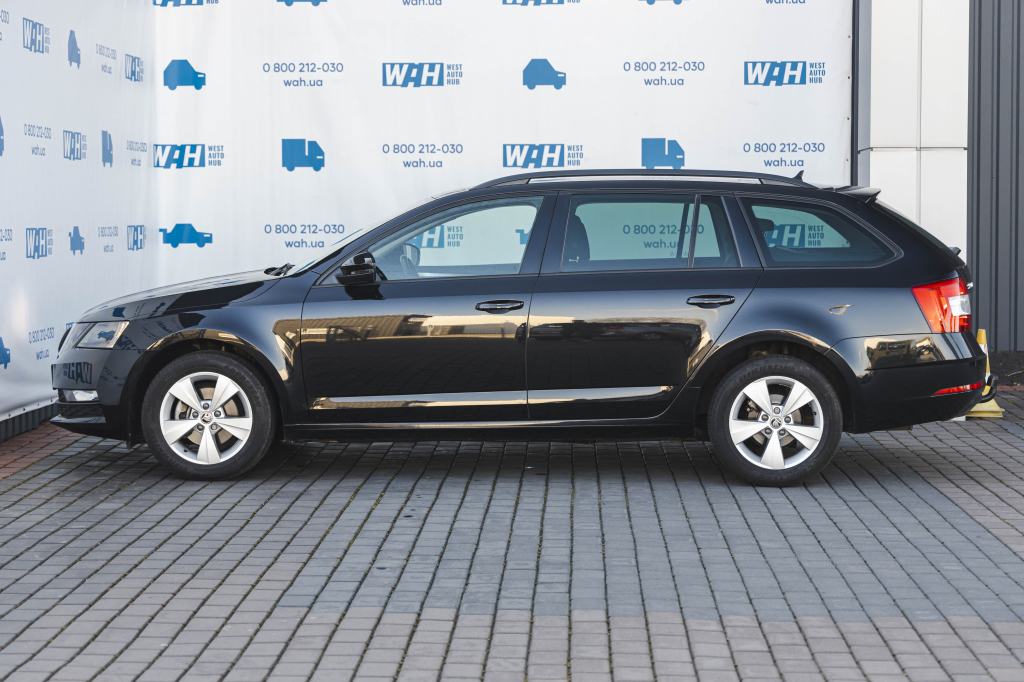 Skoda Octavia 2018 фото 12