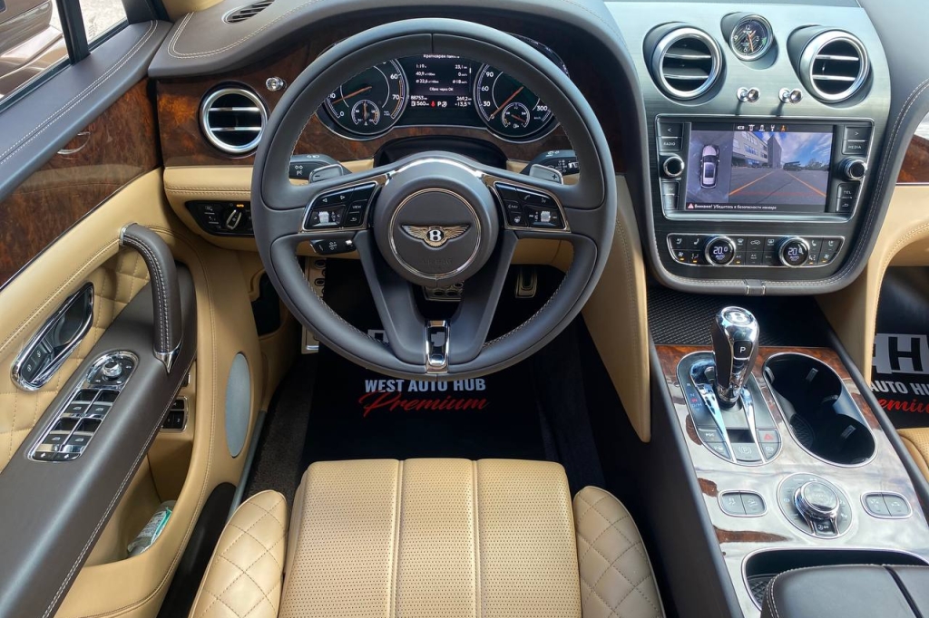 Bentley Bentayga 2017 фото 19