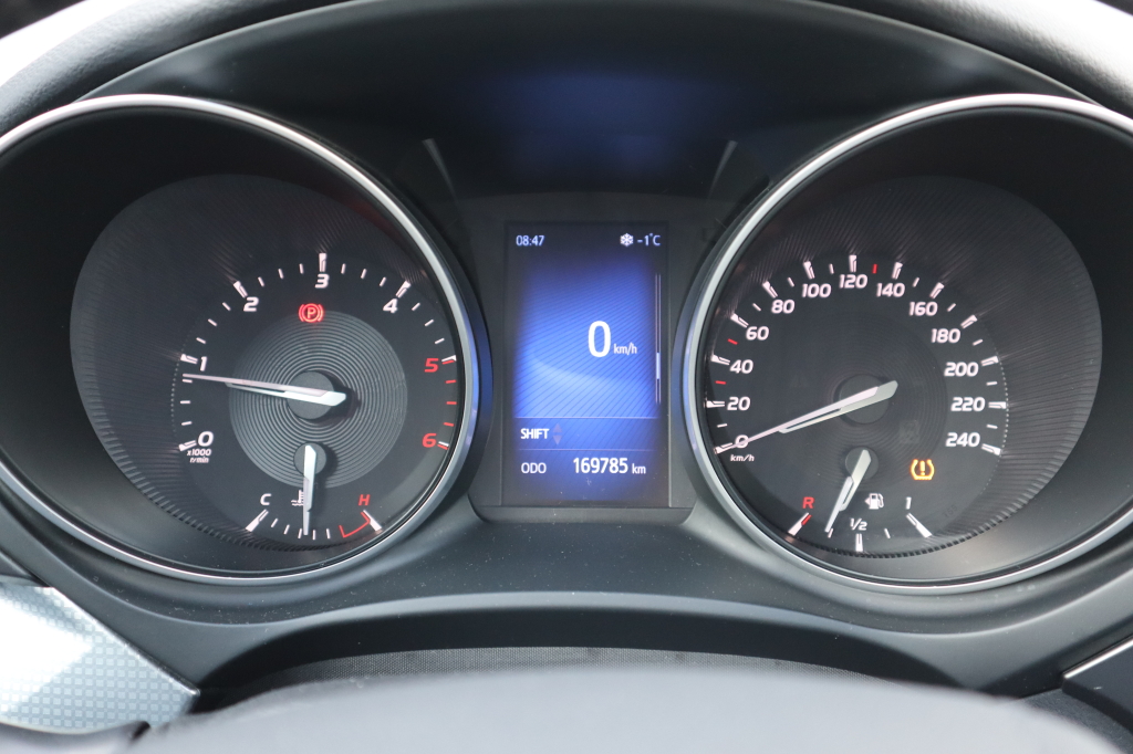 Toyota Avensis photo 10