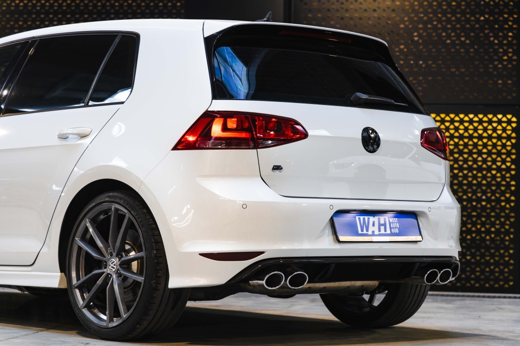 Volkswagen Golf R 2017 photo 13