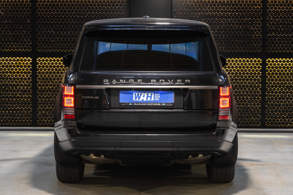 Land Rover Range Rover Vogue 2013 фото 11