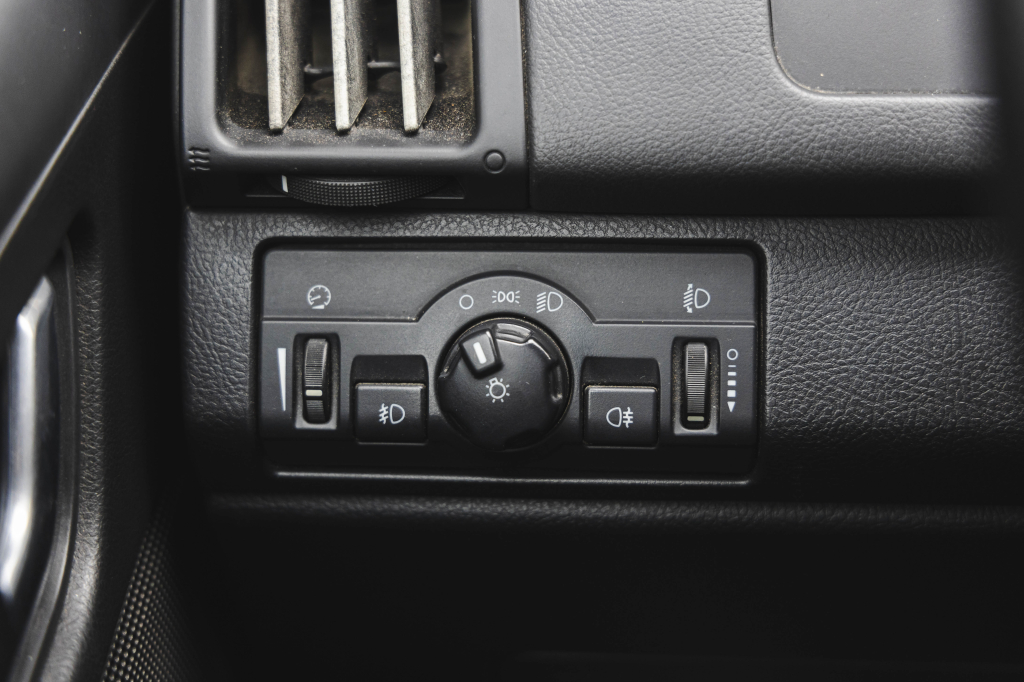 Land Rover Freelander 2010 фото 17