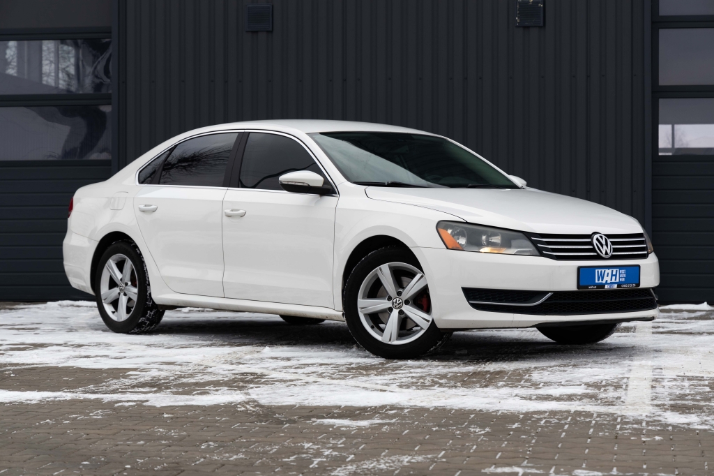 Volkswagen Passat 2012 photo 4