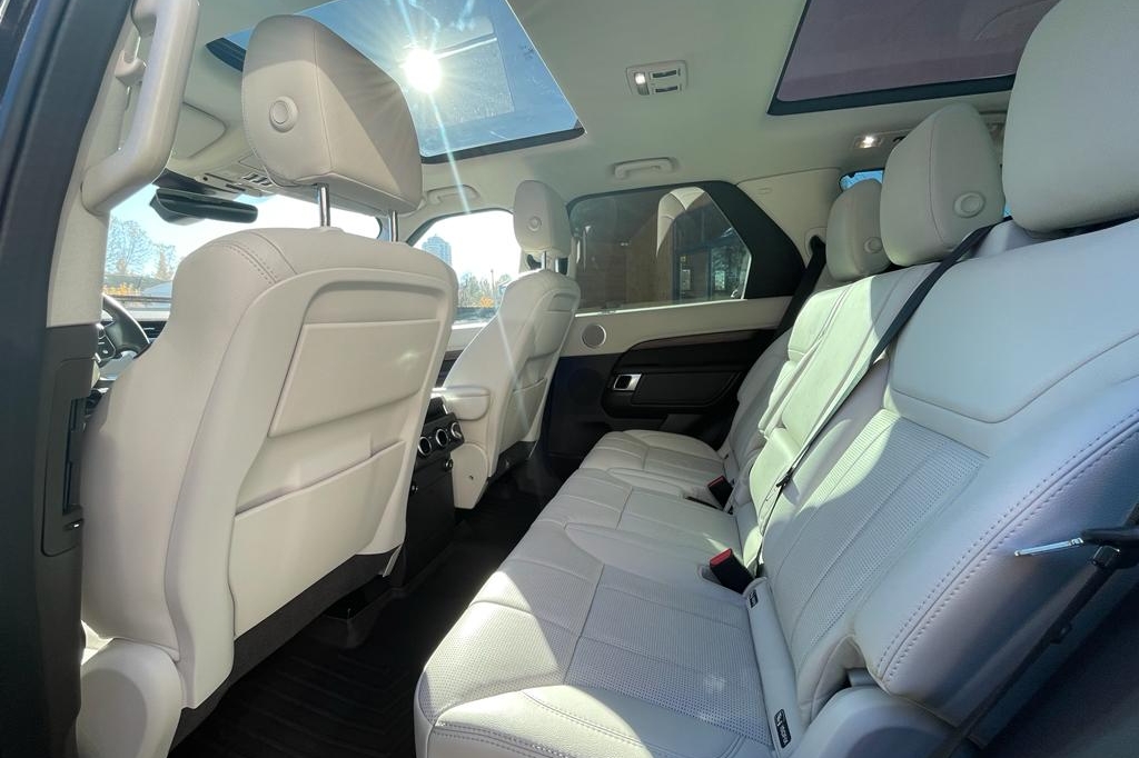 Land Rover Discovery HSE 3.0TDi 2018 фото 10