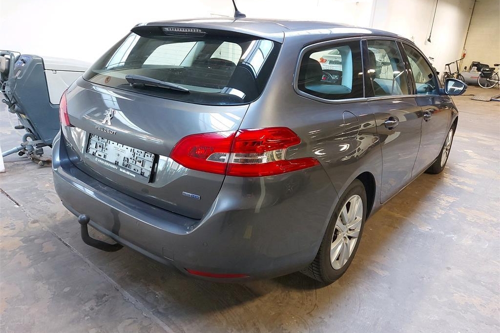 Peugeot 308SW 2016 фото 3