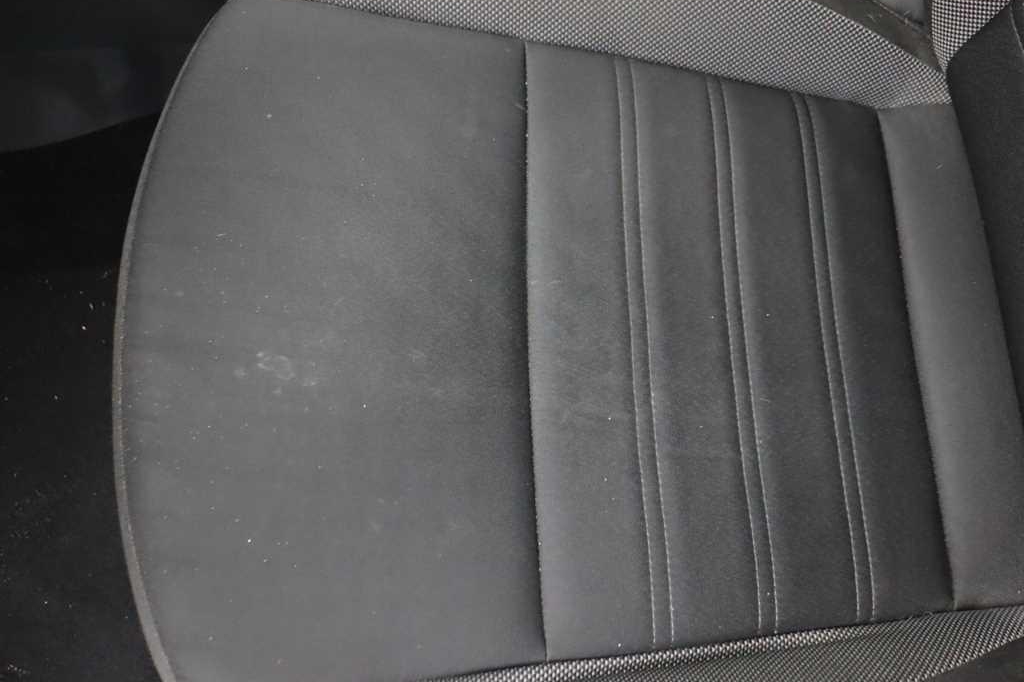 Skoda Octavia Combi 2017 photo 40