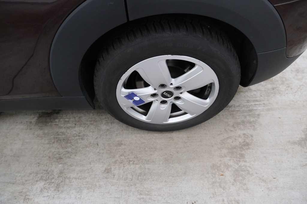 MINI One Clubman 2017 photo 50