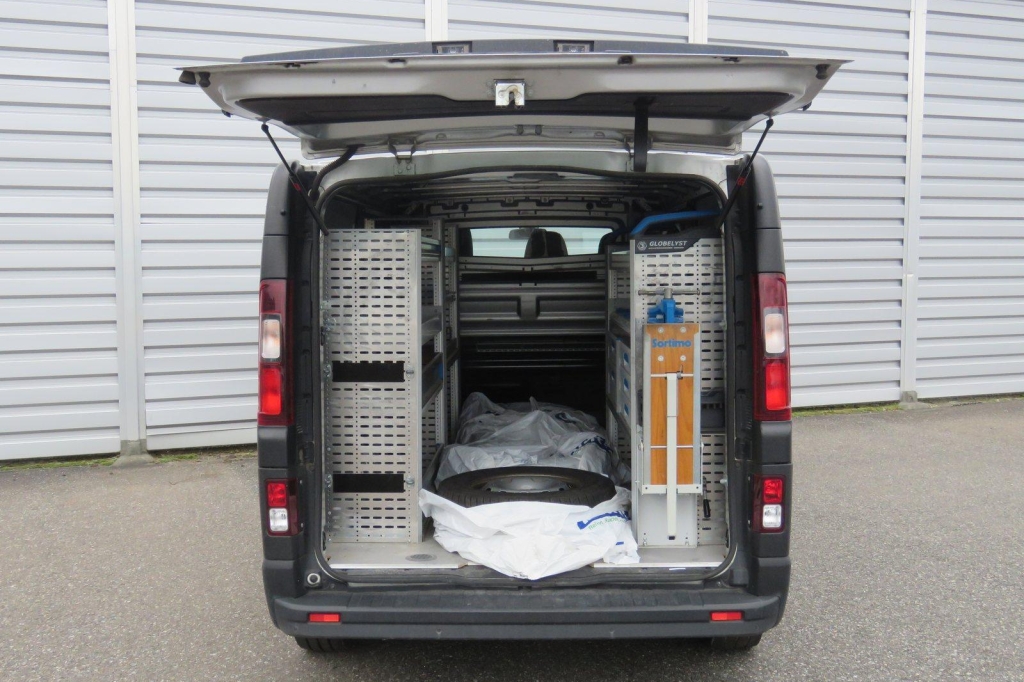 Opel Vivaro 2018 фото 3