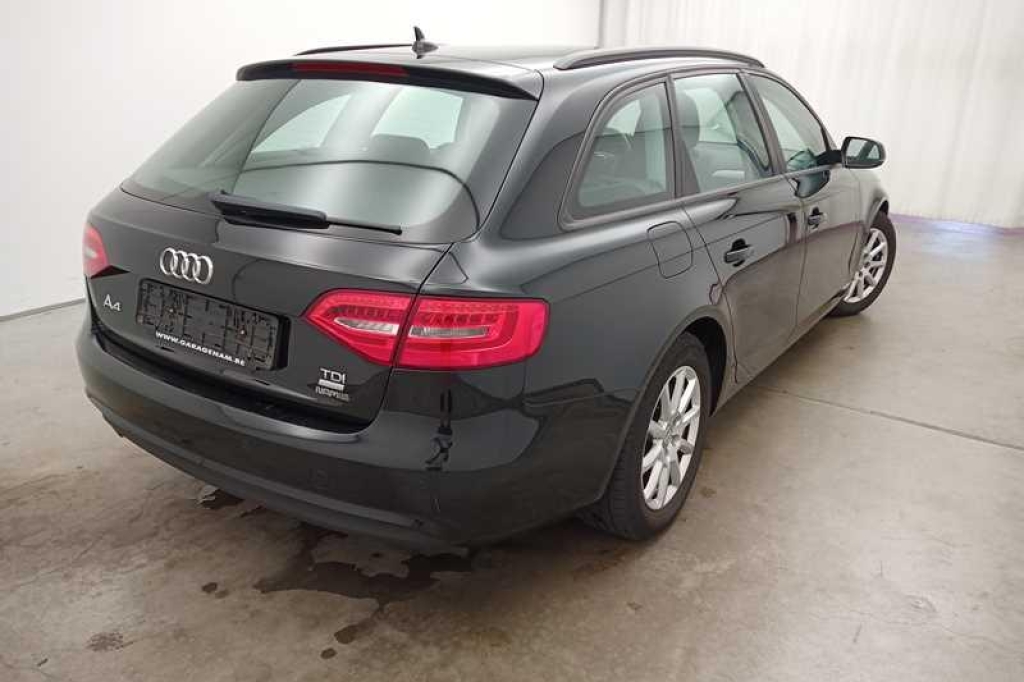 Audi A4 Avant 2015 photo 6