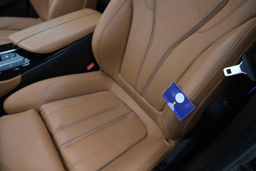 BMW 5er Touring 2018 photo 14