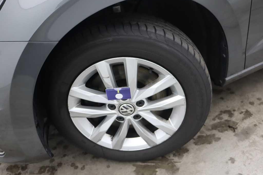 Volkswagen Touran 2016 фото 6