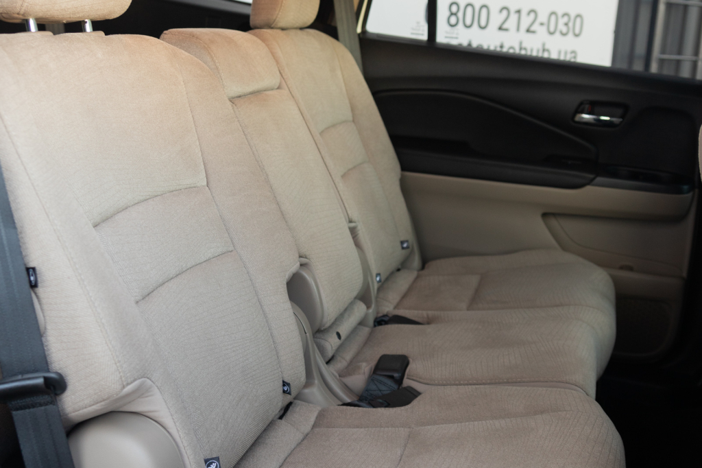 Honda Pilot LX 2018 photo 31