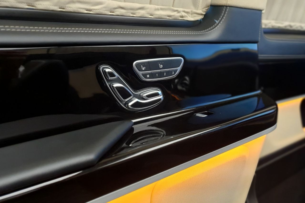 Mercedes-Benz V-Class 2019 фото 17