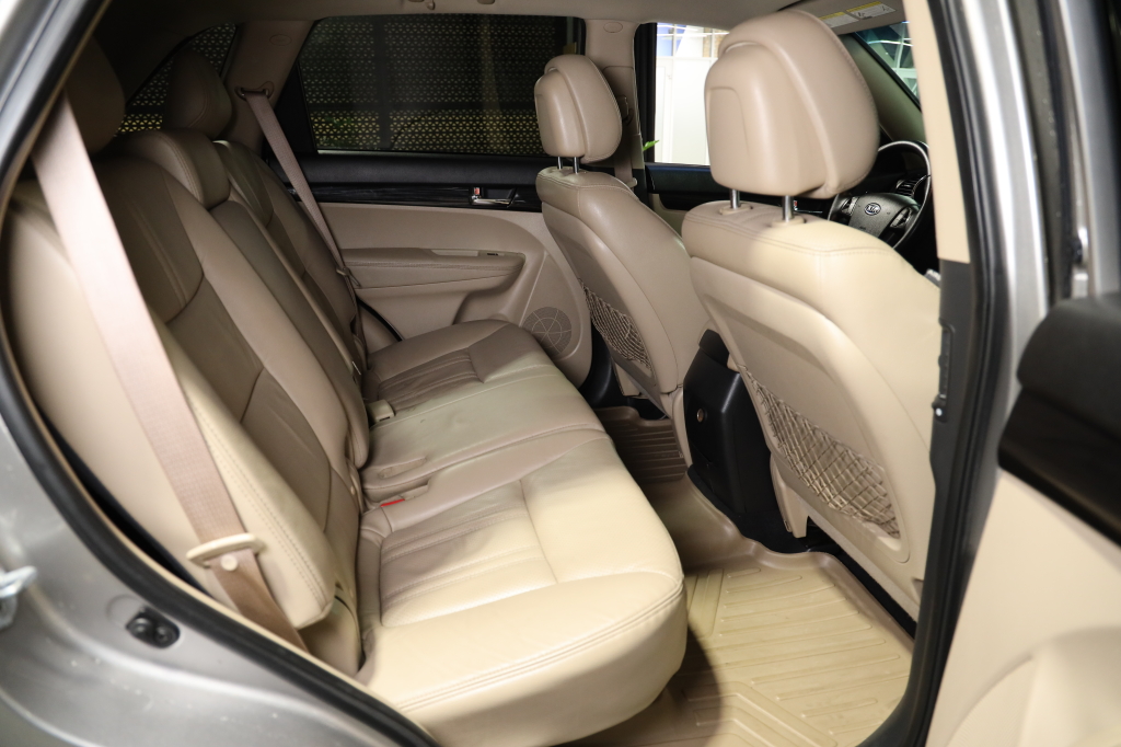 Kia Sorento 2012 photo 38