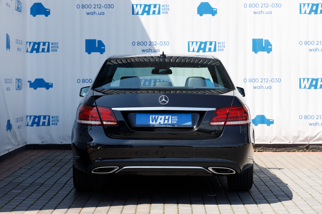 Mercedes-Benz  E220 2013 photo 6