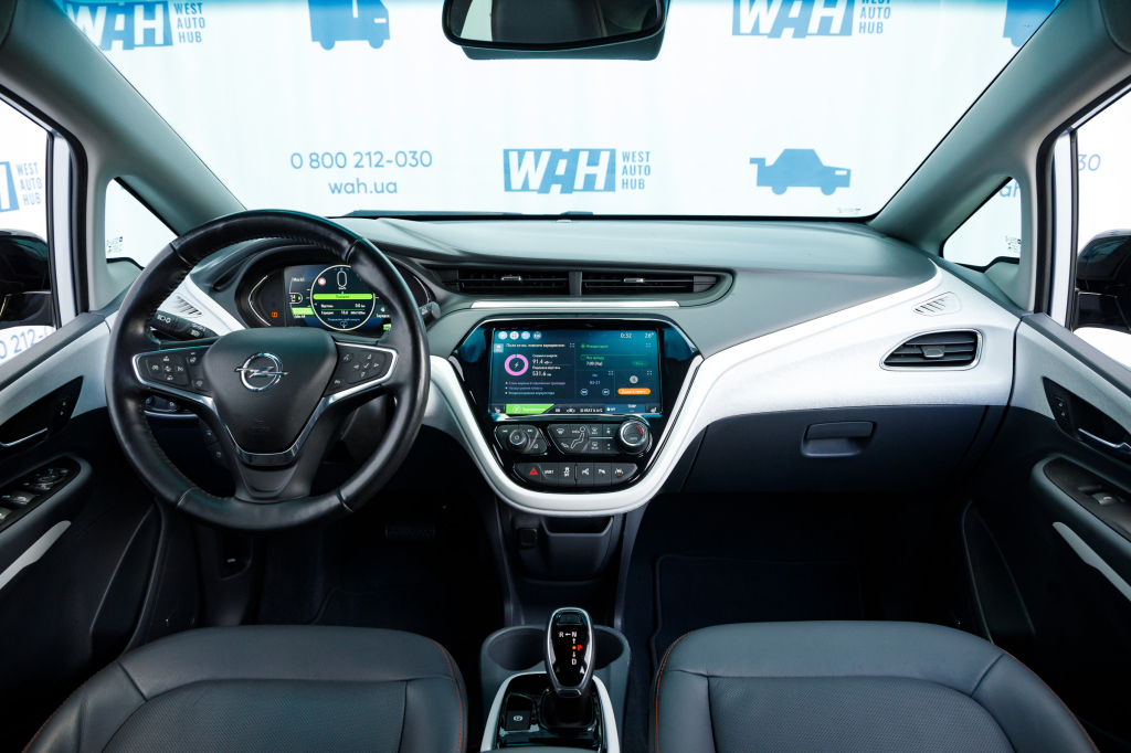 Opel Ampera-e 2018 фото 8