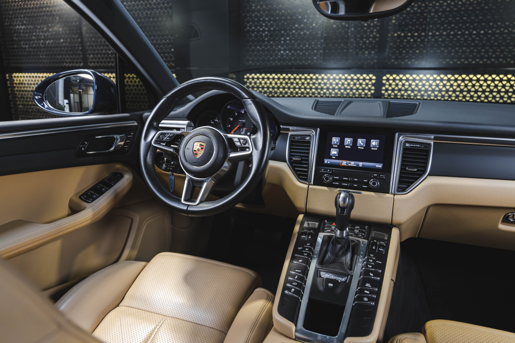 Porsche Macan 2016 фото 33