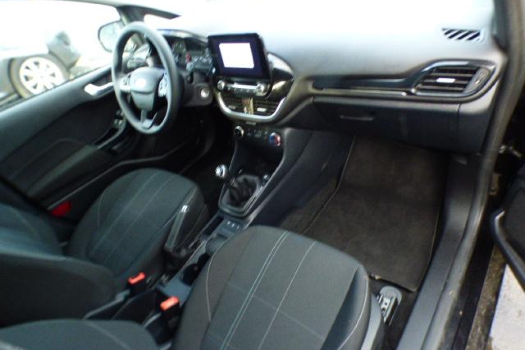 Ford Fiesta 2020 photo 2