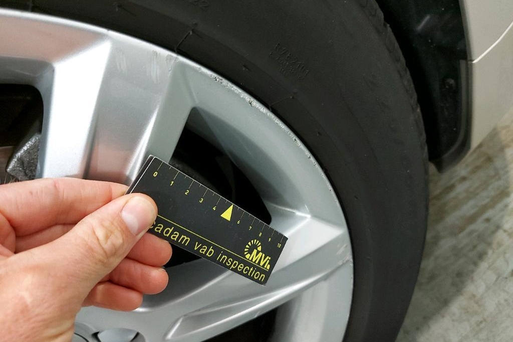 Volvo V90 2017 фото 19