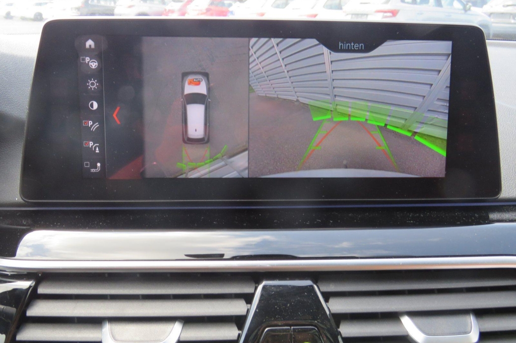 BMW 5er Touring 2018 фото 9