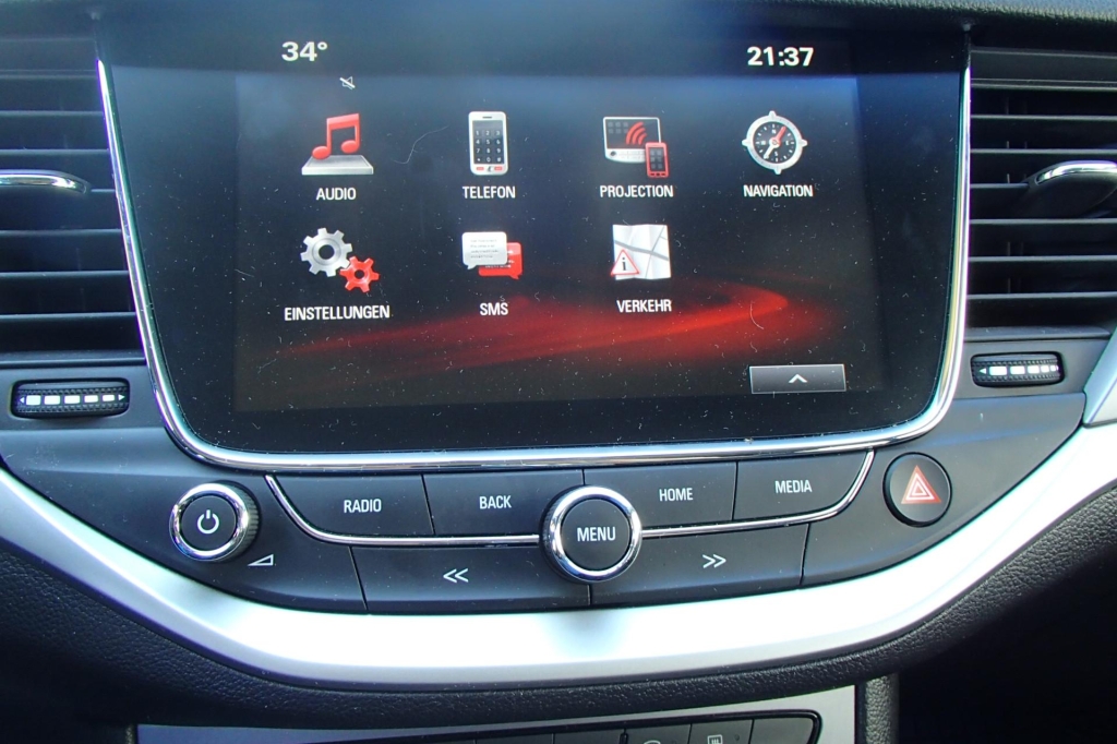 Opel Astra Sports Tourer 2017 фото 4