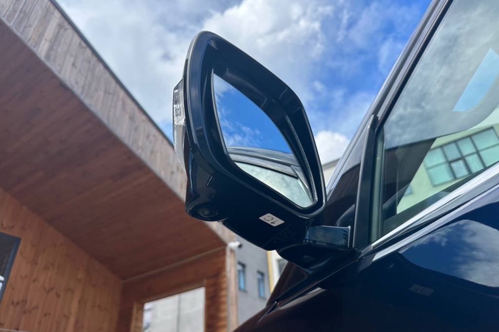 Infiniti QX80 2021 фото 8