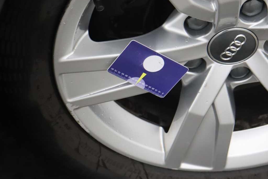 Audi A4 2017 фото 14