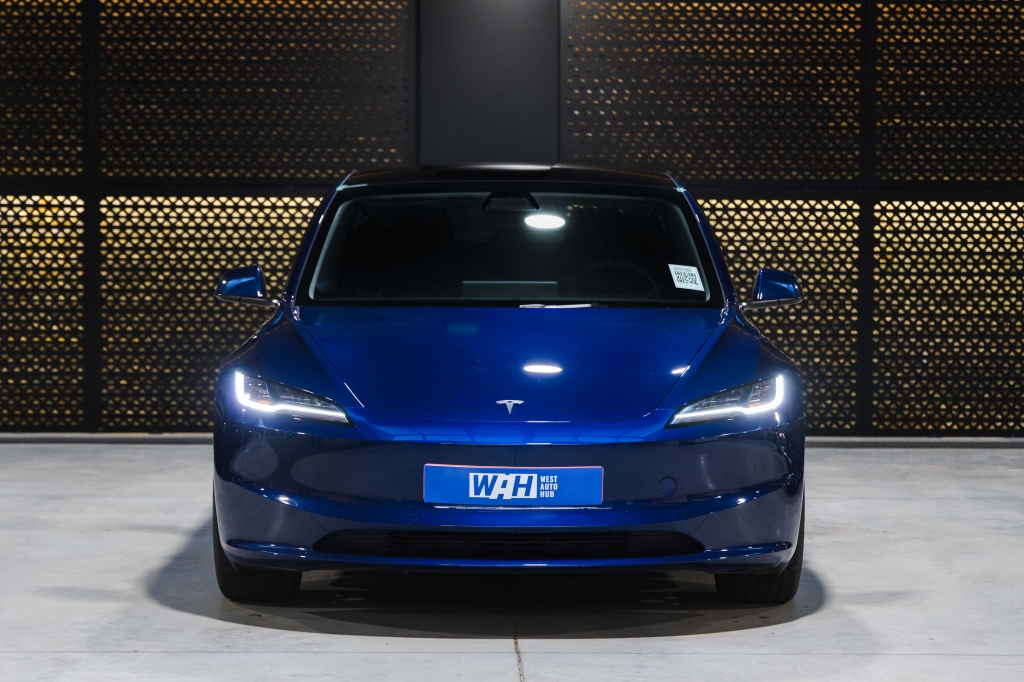 Tesla Model 3 2024 фото 3