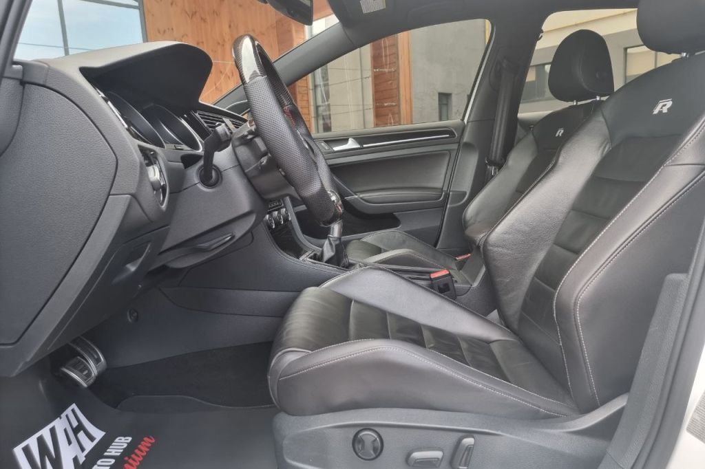 Volkswagen Golf R 2016 фото 12