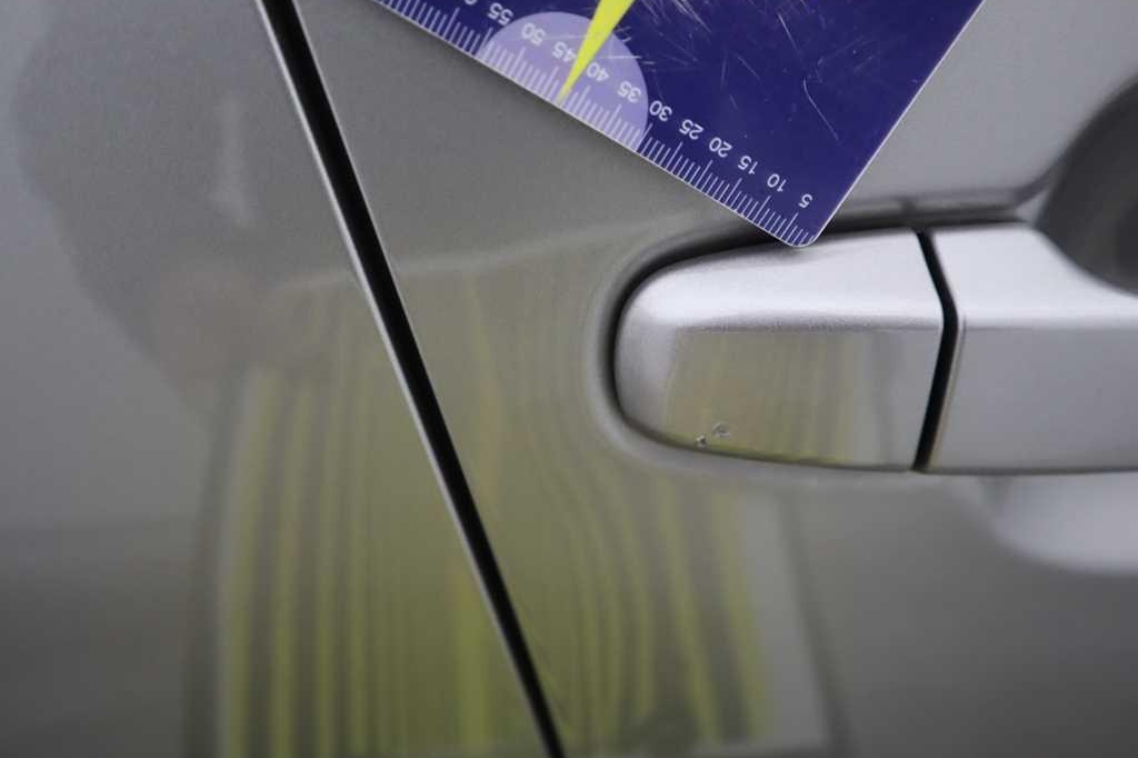 Toyota C-HR 2017 фото 42