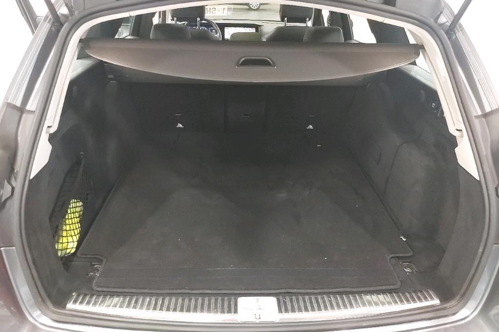 Mercedes-Benz E-Klasse 2017 фото 34