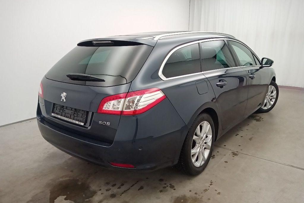 Peugeot 508 SW 2017 фото 6