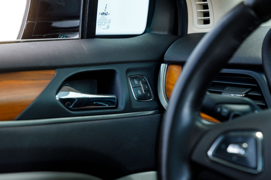 Lincoln MKC 2016 photo 27