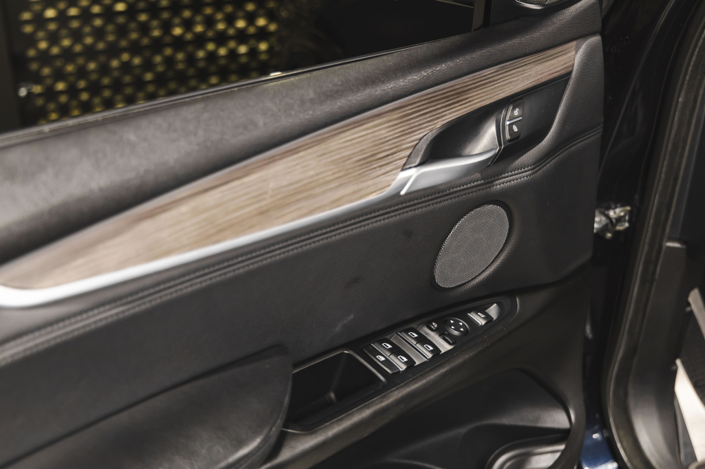 BMW X5 2015 photo 19