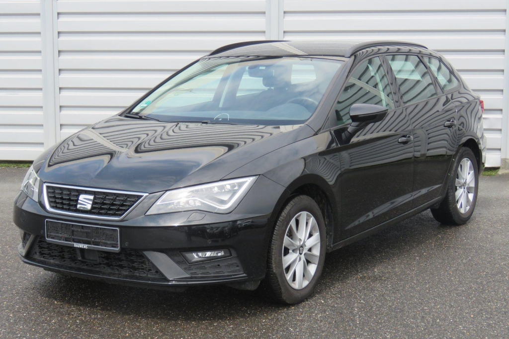 SEAT Leon ST 2017 фото 9