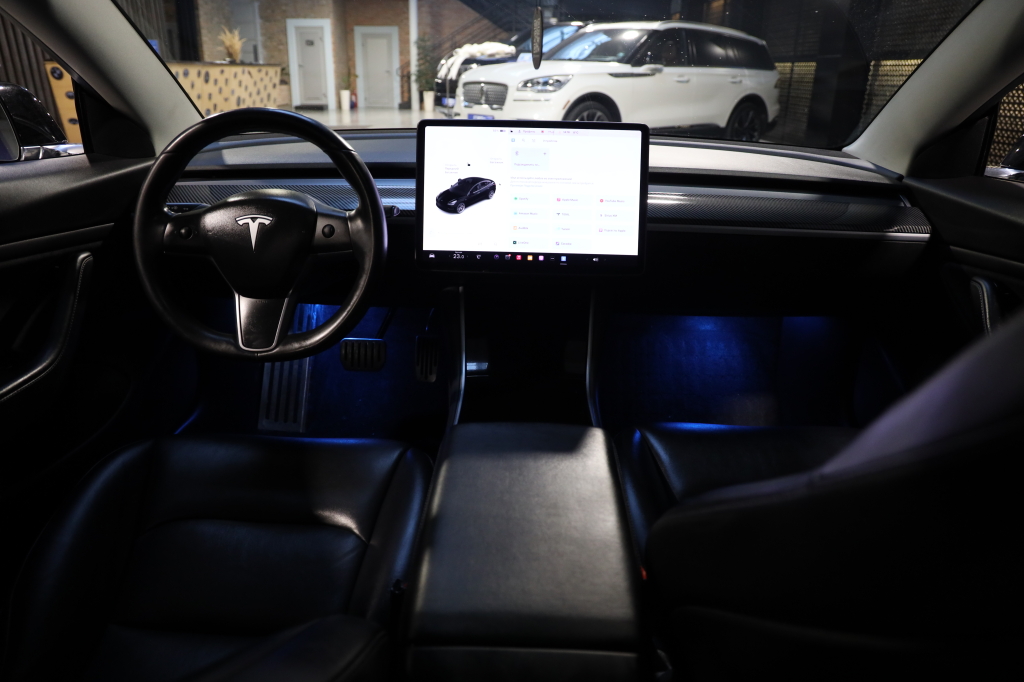 Tesla Model 3 2019 фото 47