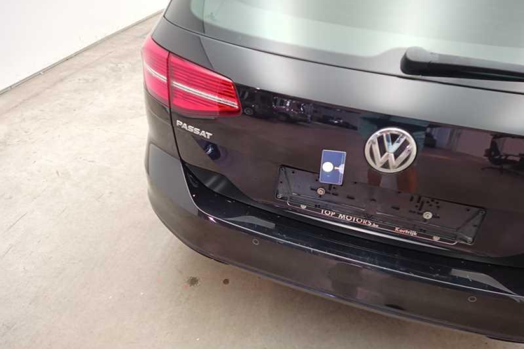 Volkswagen Passat Variant 2016 photo 10