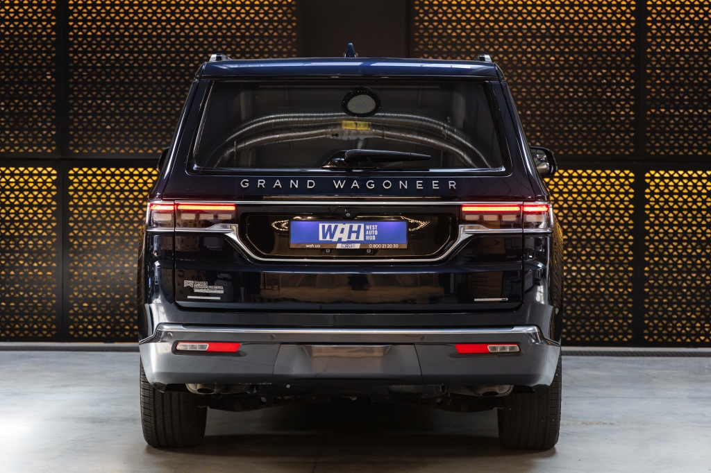 Jeep Grand Wagoneer 2022 фото 8