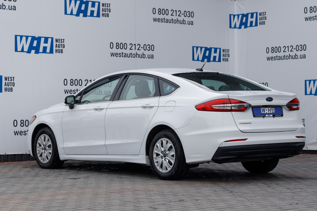 Ford Fusion S 2019 photo 3