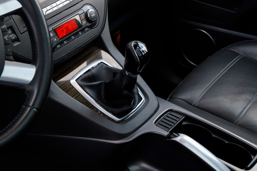 Ford C-Max Ghia photo 14