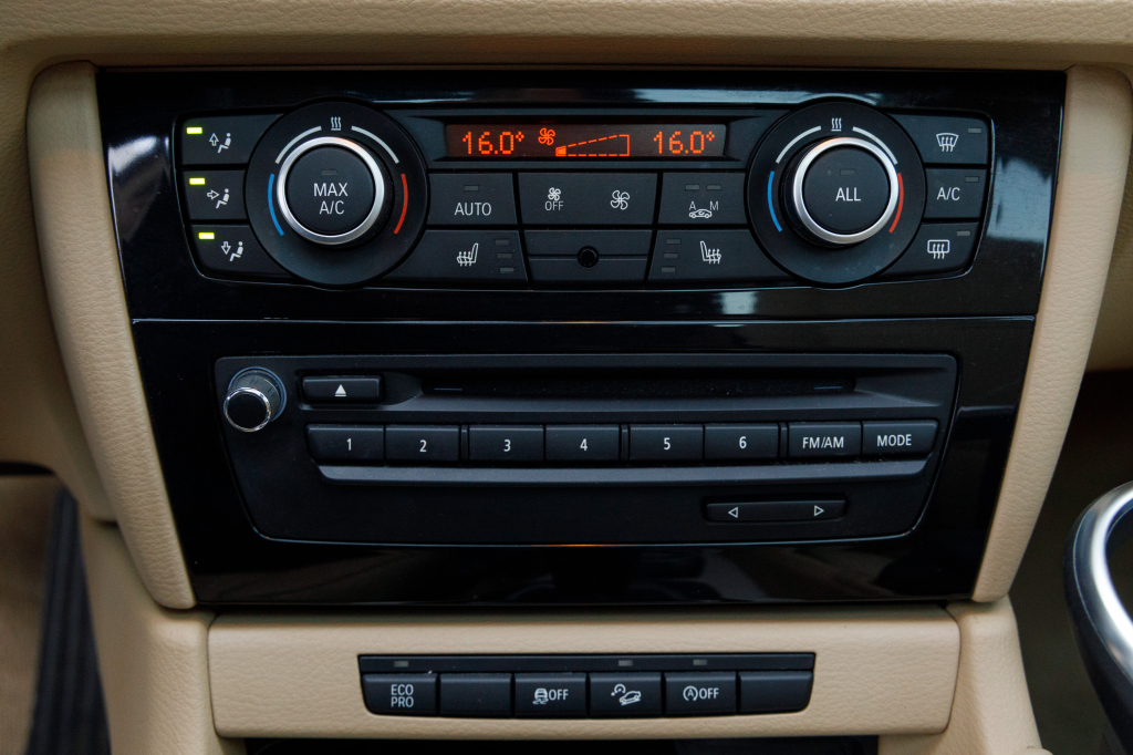 BMW X1 28I 2013 фото 14